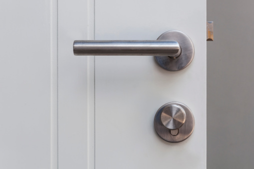 Why Your Door Won’t Latch—and How to Fix It